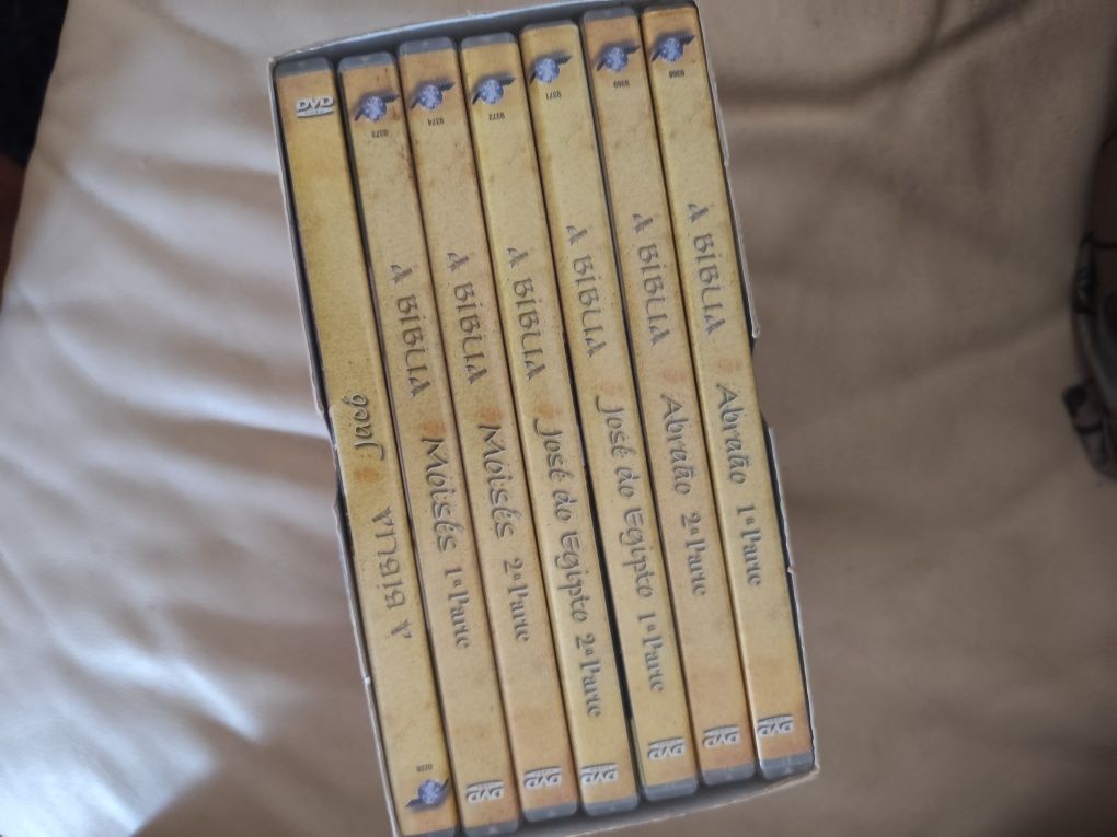 DVDs historias bibliotecas