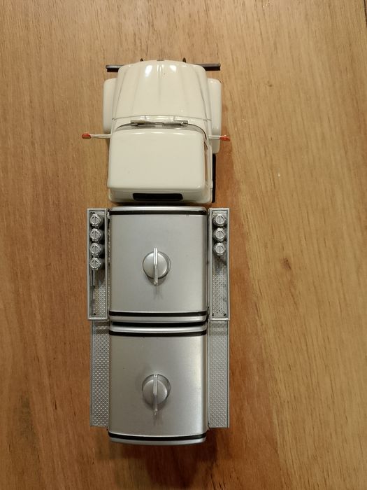 Kultowe ciężarówki prl deagostini SR 113 Bucegi nr 32