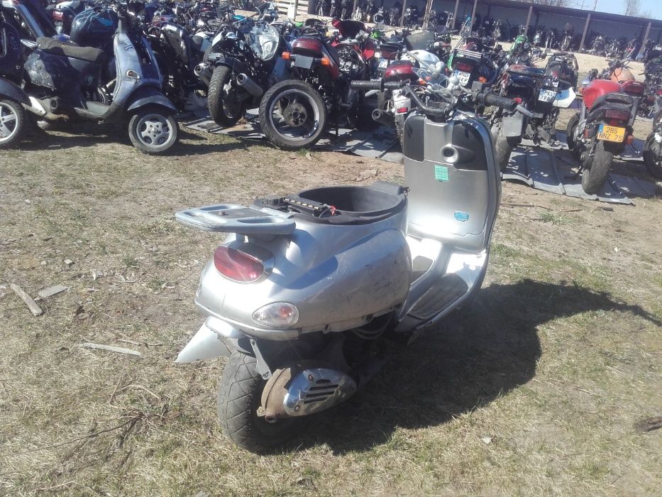 Piaggio vespa lx125 lx 125 silnik koło felga lampa amortyzator części