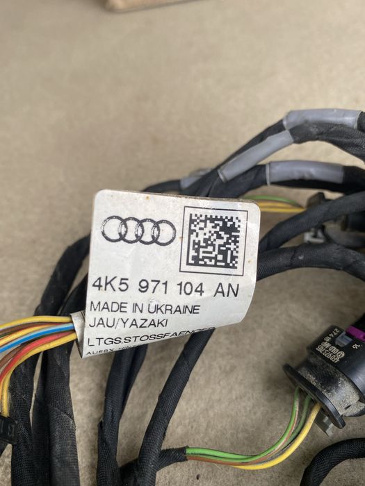 Проводка заднього бампера audi a6 c8