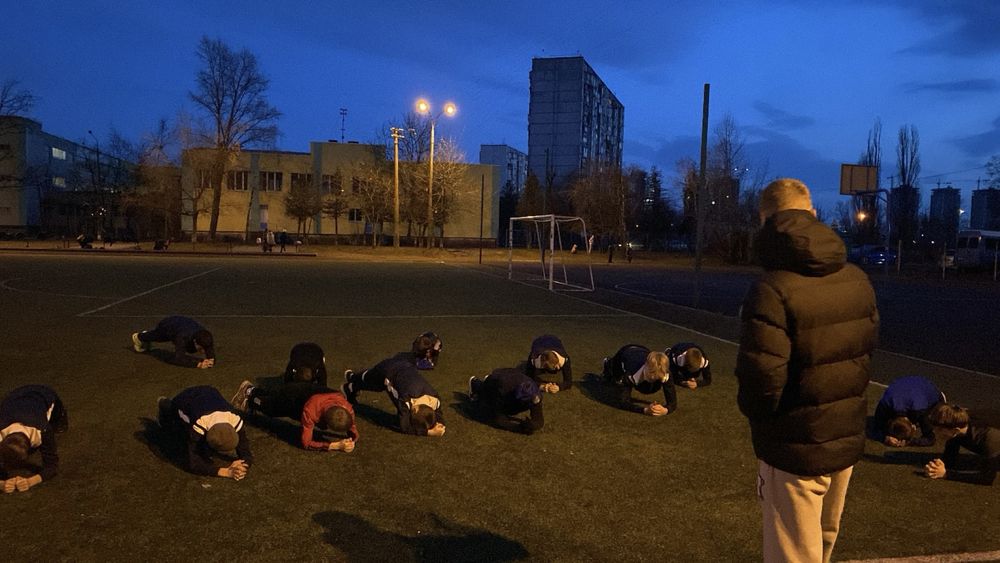 Тренери з фізичної підготовки