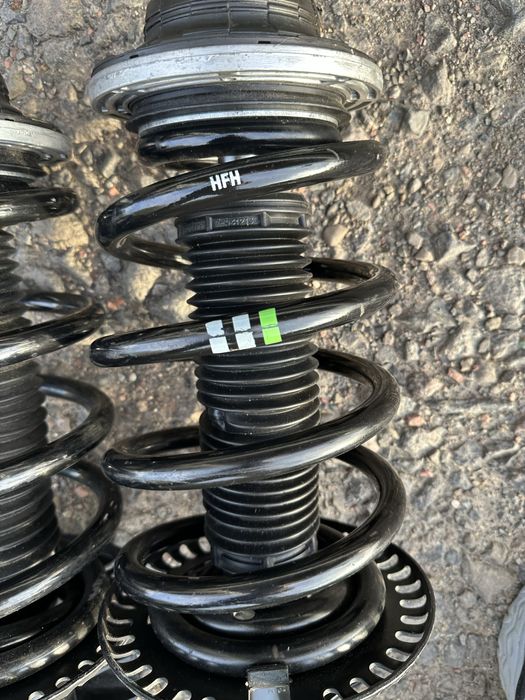 Амортизатори передні стойка т5 Т6 t5 vw