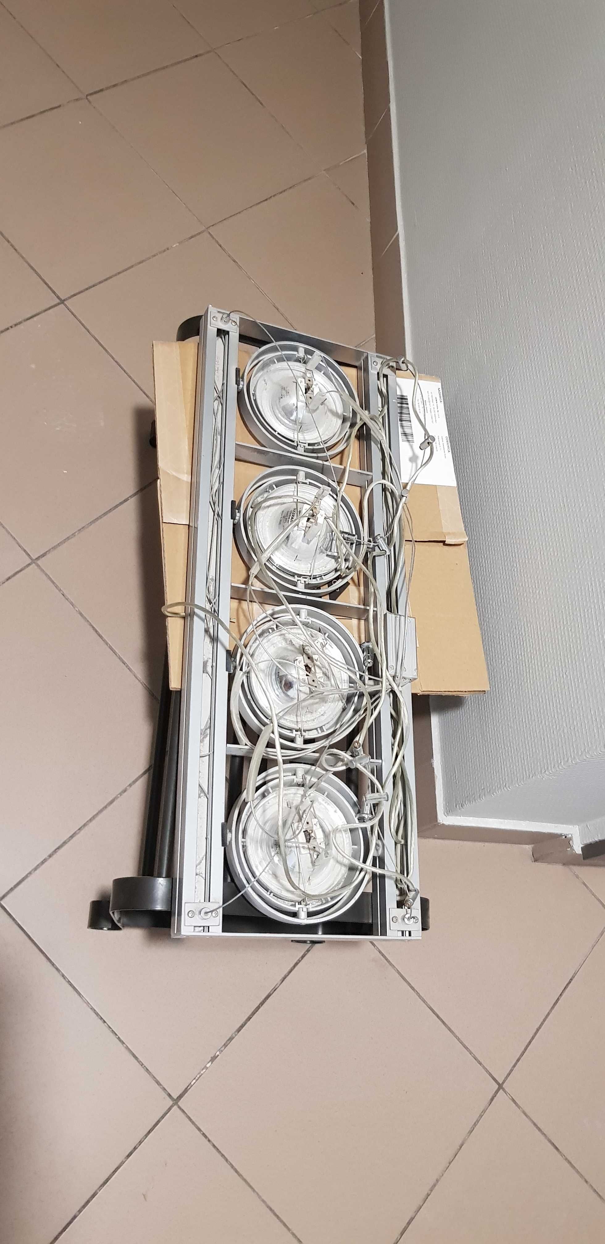 lampa industrialna sufitowa 4 halogeny