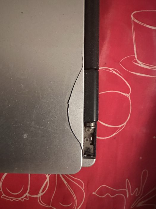 Torre e Portateis - acer aspire 5333 e fujistu amilo para peças