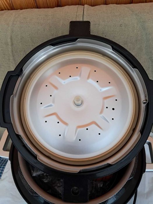 продаю мультиварку-скороварку PHILIPS HD-2178 б\у в хорошем состоянии