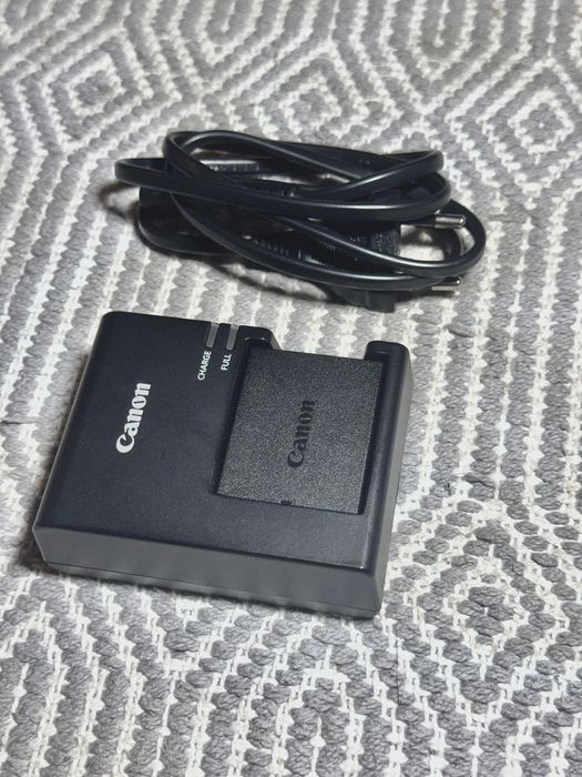 Canon EOS 2000D kit