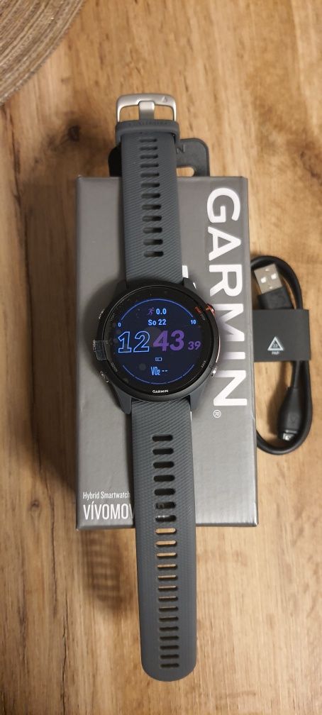 Garmin Forerunner 255 nowy