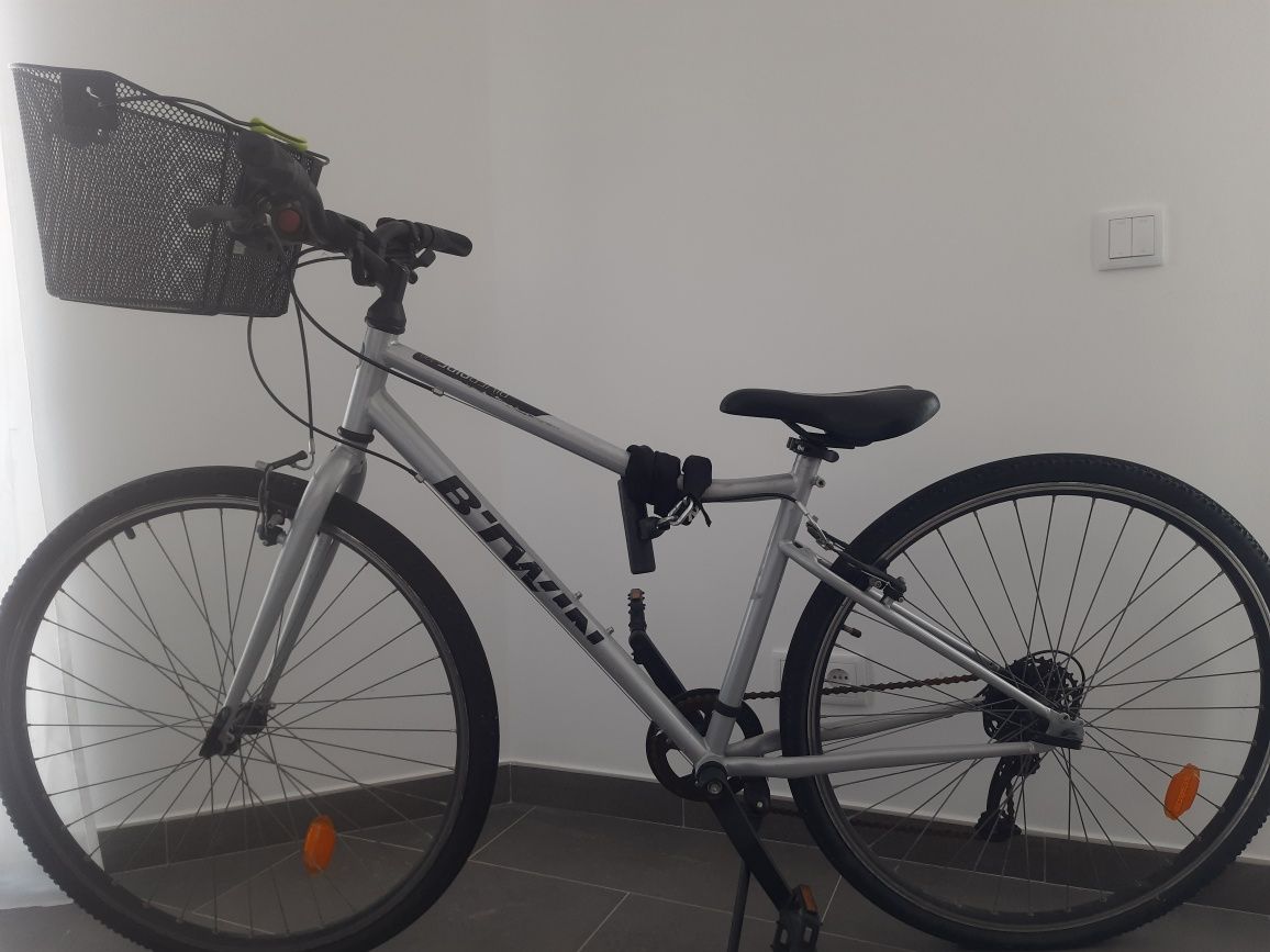 Bicicleta B-twin Riverside120