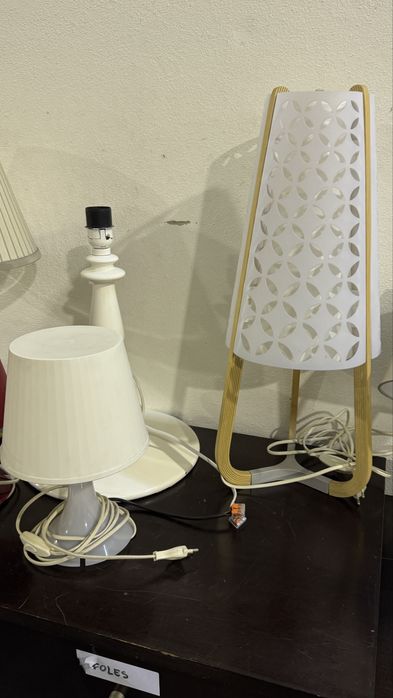 Vários caanderios e ilumincação