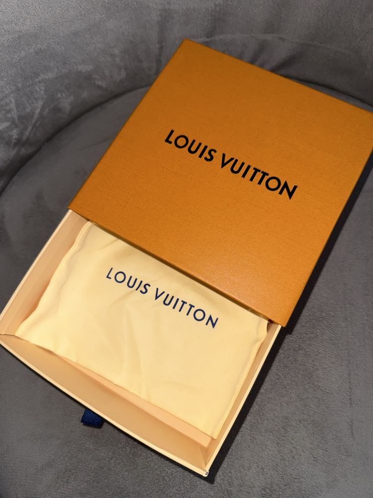 Louis Vuitton White Monogram Canvas Initiales Reversible Buckle Belt