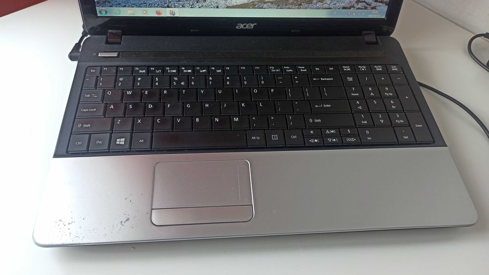 Acer Aspire E1 571, 6 GB RAM, 700 GB HDD
