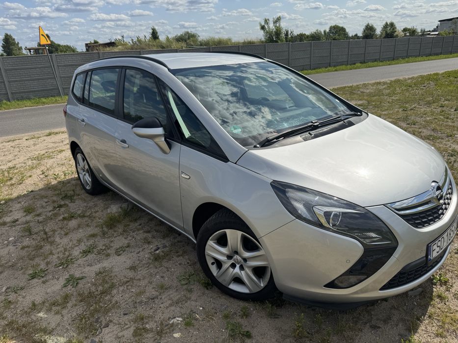 Opel Zafira C 2015r
