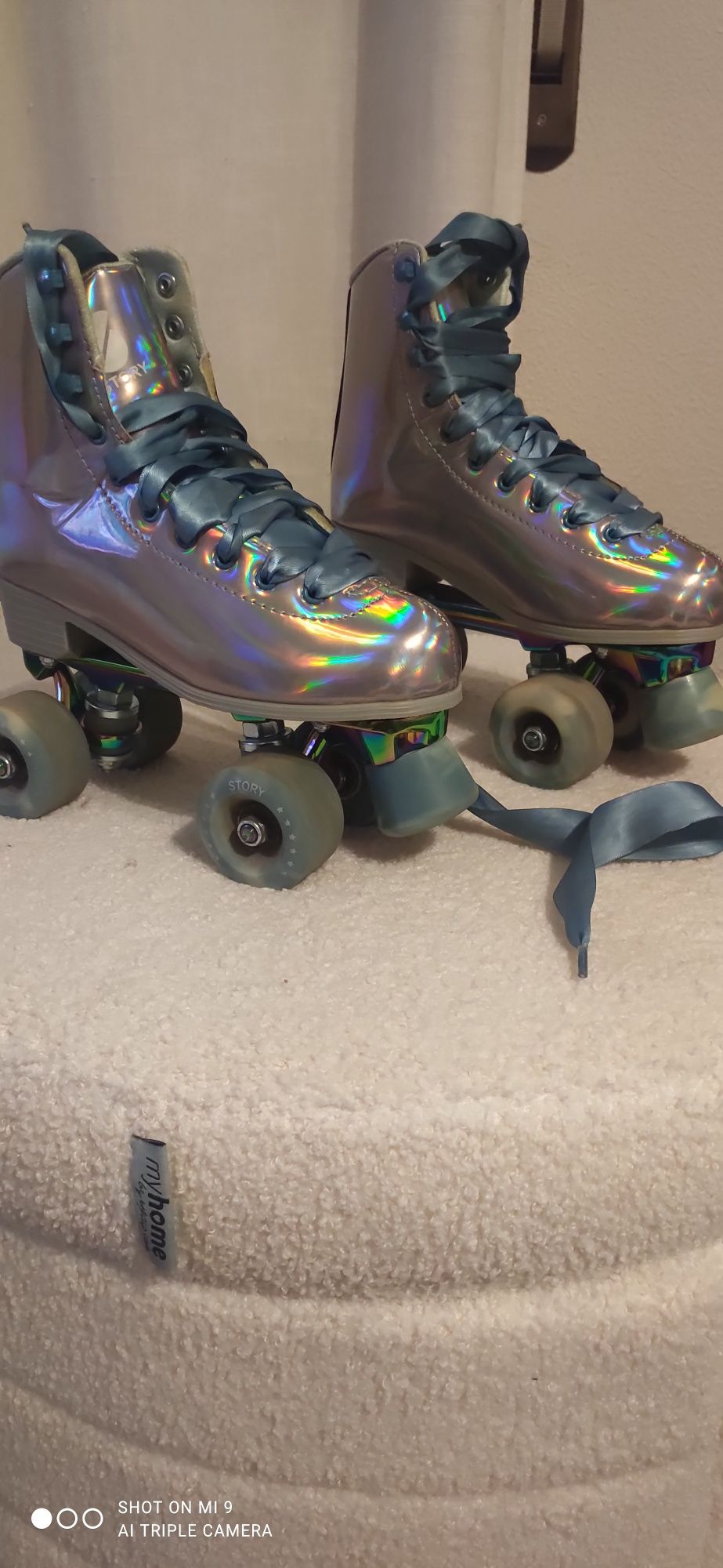 Patins 4rodas, MT pouco usados, quase sempre c proteções