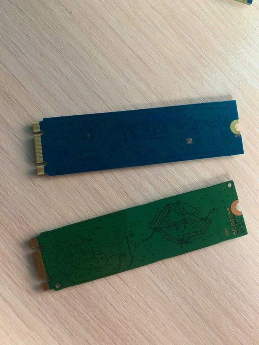 SSD m2 sata в ноутбук оригінал Sandisk 256gb і 128gb