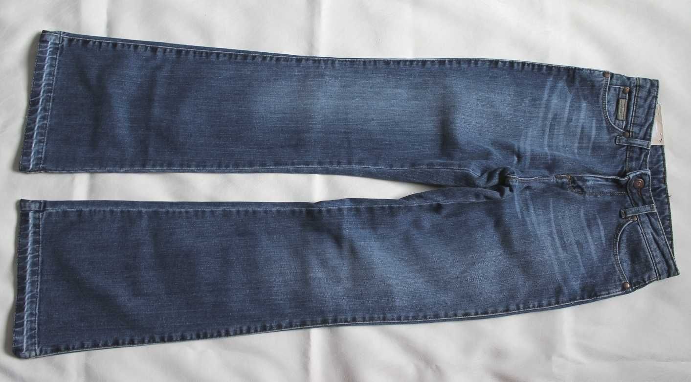 Spodnie Wrangler Regular Body Flare Stretch Tina Dzwony 26 / 30