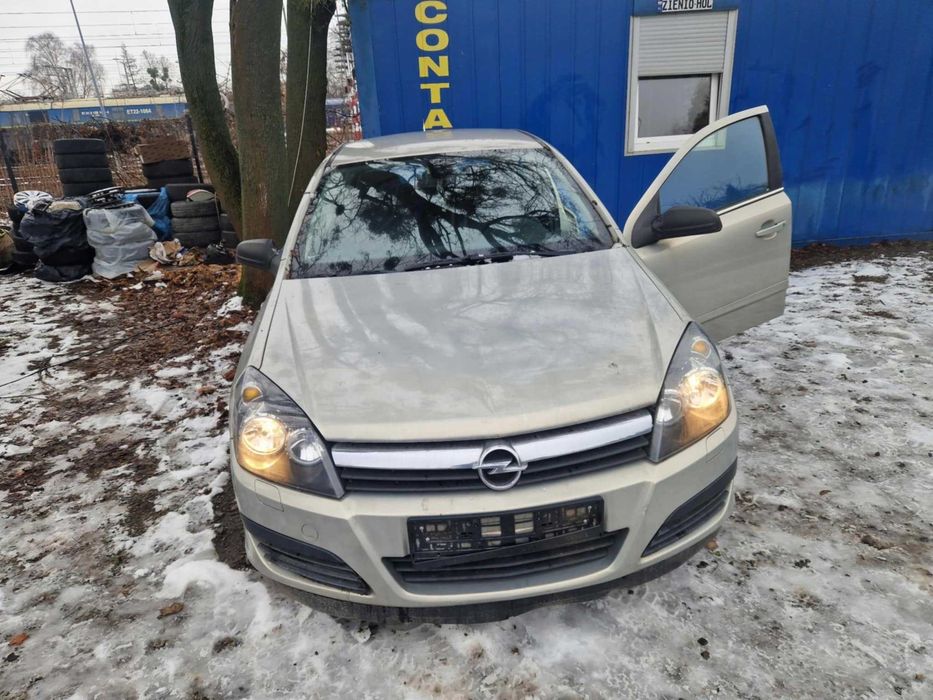 Opel Astra H Бампер Передний / Задний Шрот Розборка