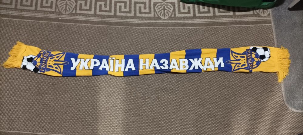 Футбольний шарф  Україна