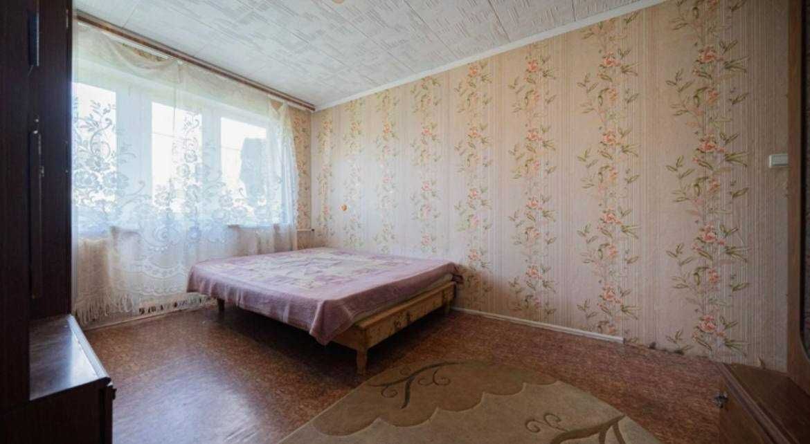 Продам 2к. Драгоманова 42 Дарницький р-н
