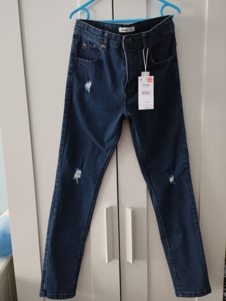 Nowe jeansy Sinsay rozmiar 152