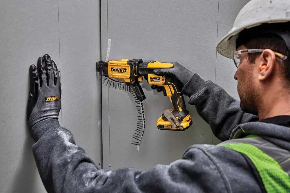 DeWALT DCF6202 Насадка ленточная для подачи шурупов