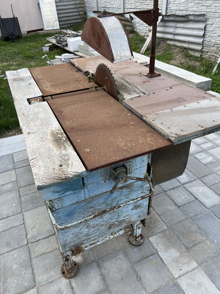 Циркулярка і фуганок  для дров, деревообробки, робоча