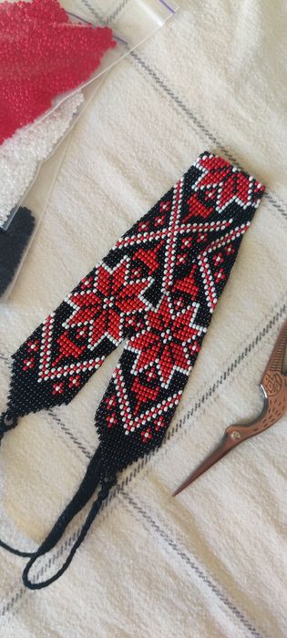 Гердан з бісеру, ручне ткання