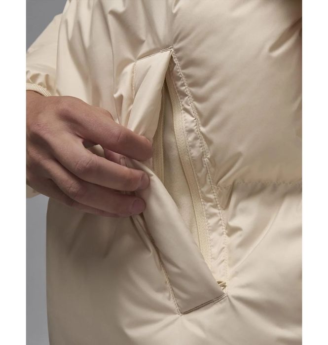 Пуховик женский Air Jordan Puffer Beige FZ4527-203