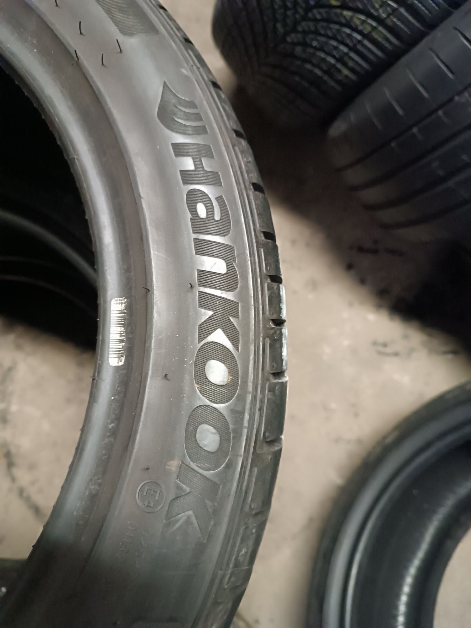 Sprzedam Oponę pojedynczą 225/45 r17 Hankook