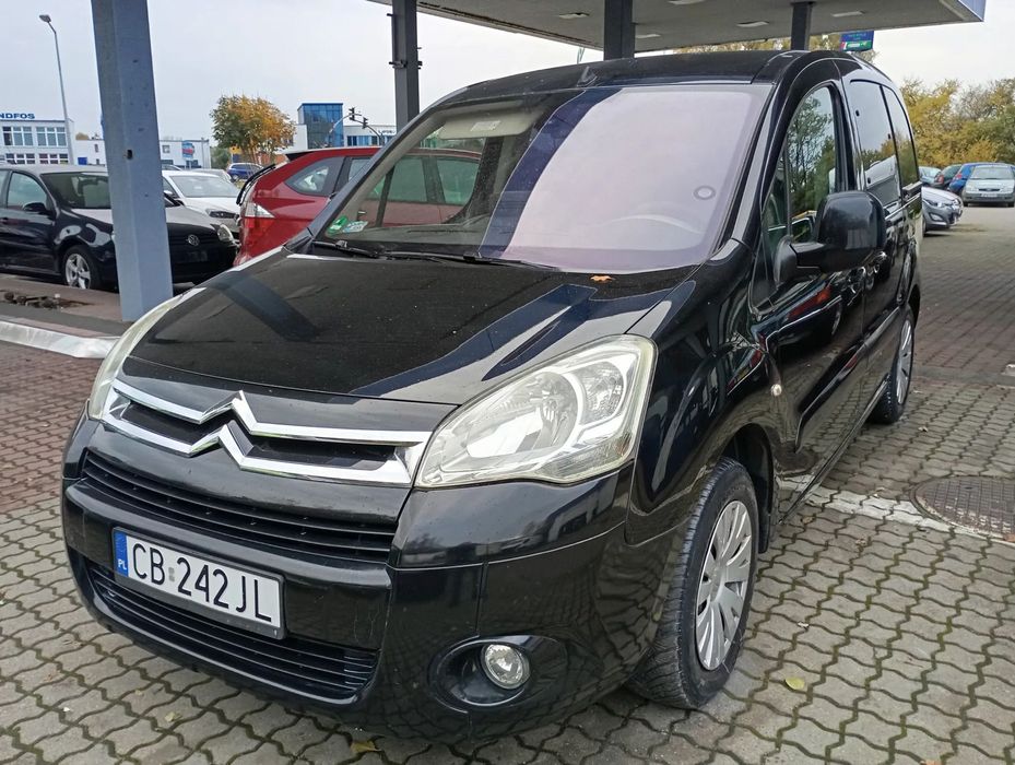 Citroën Berlingo 1.6 HDI MULTISPACE klimatronik NAVI kolor piękne wnętrze