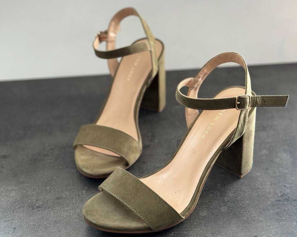 Buty sandały na słupku New Look khaki oliwkowe