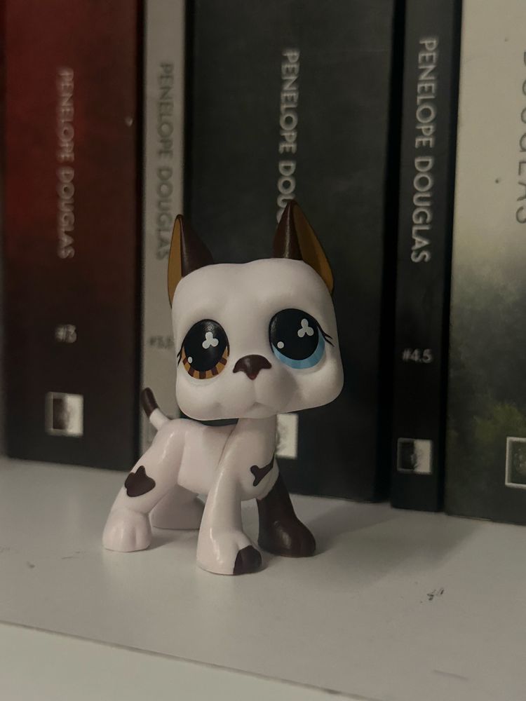 Figurka LPS Littlest Pet Shop Dog niemiecki