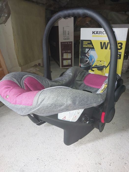 Sprzedam nosidełko dla dziecka.