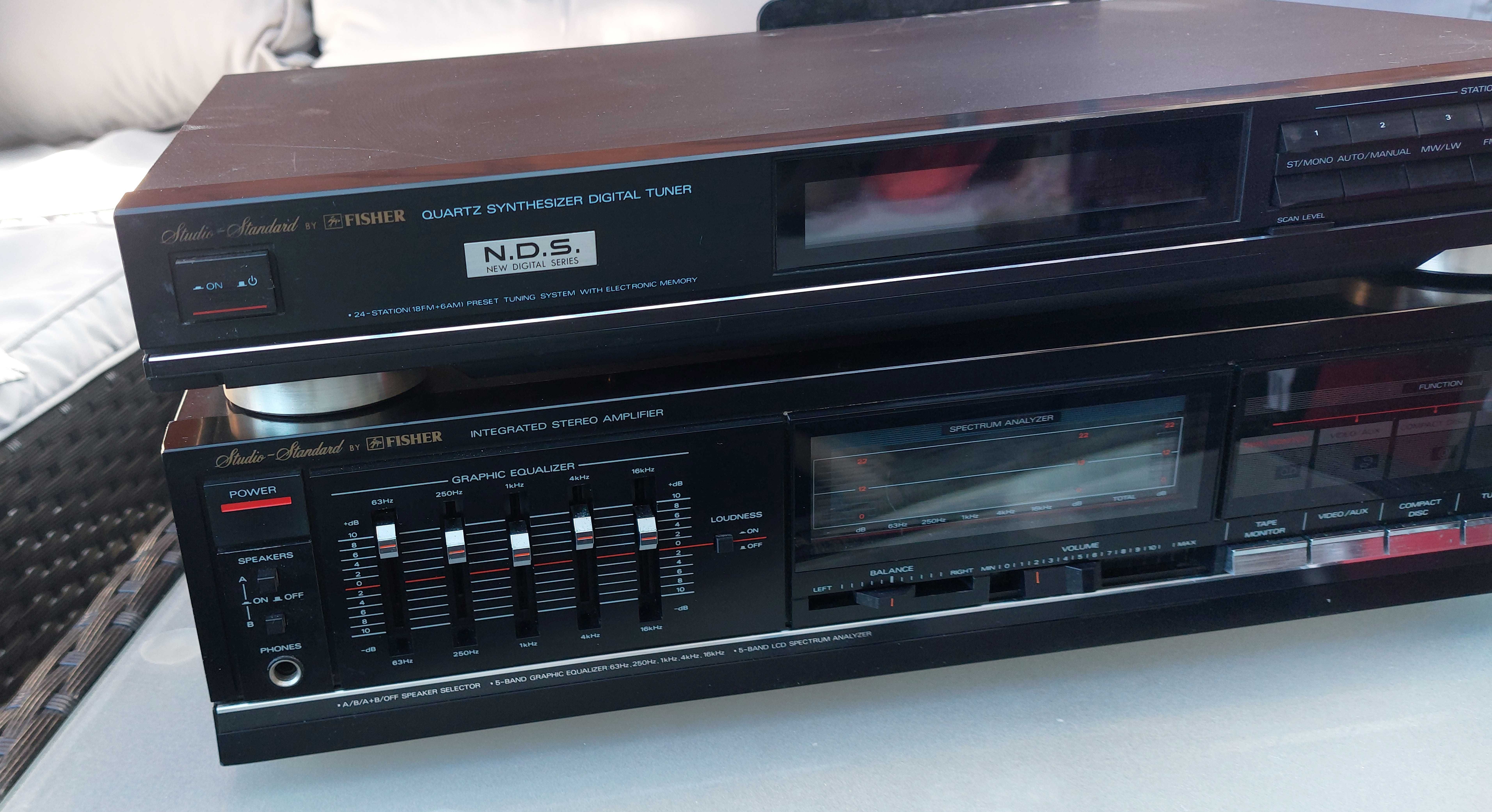 Wzmacniacz FISHER STUDIO STANDARD CA-869 + fm-915