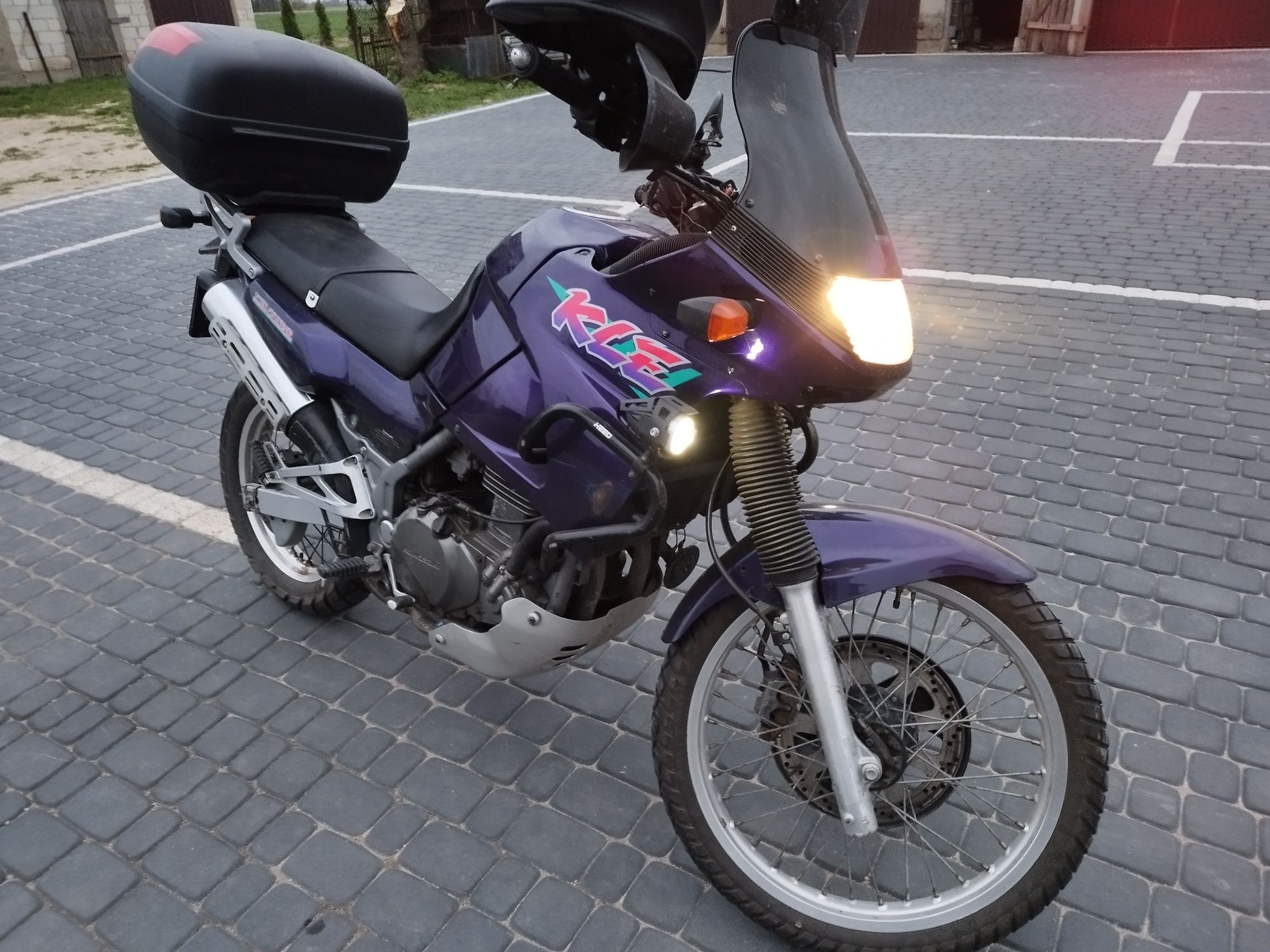 Kawasaki kle 500