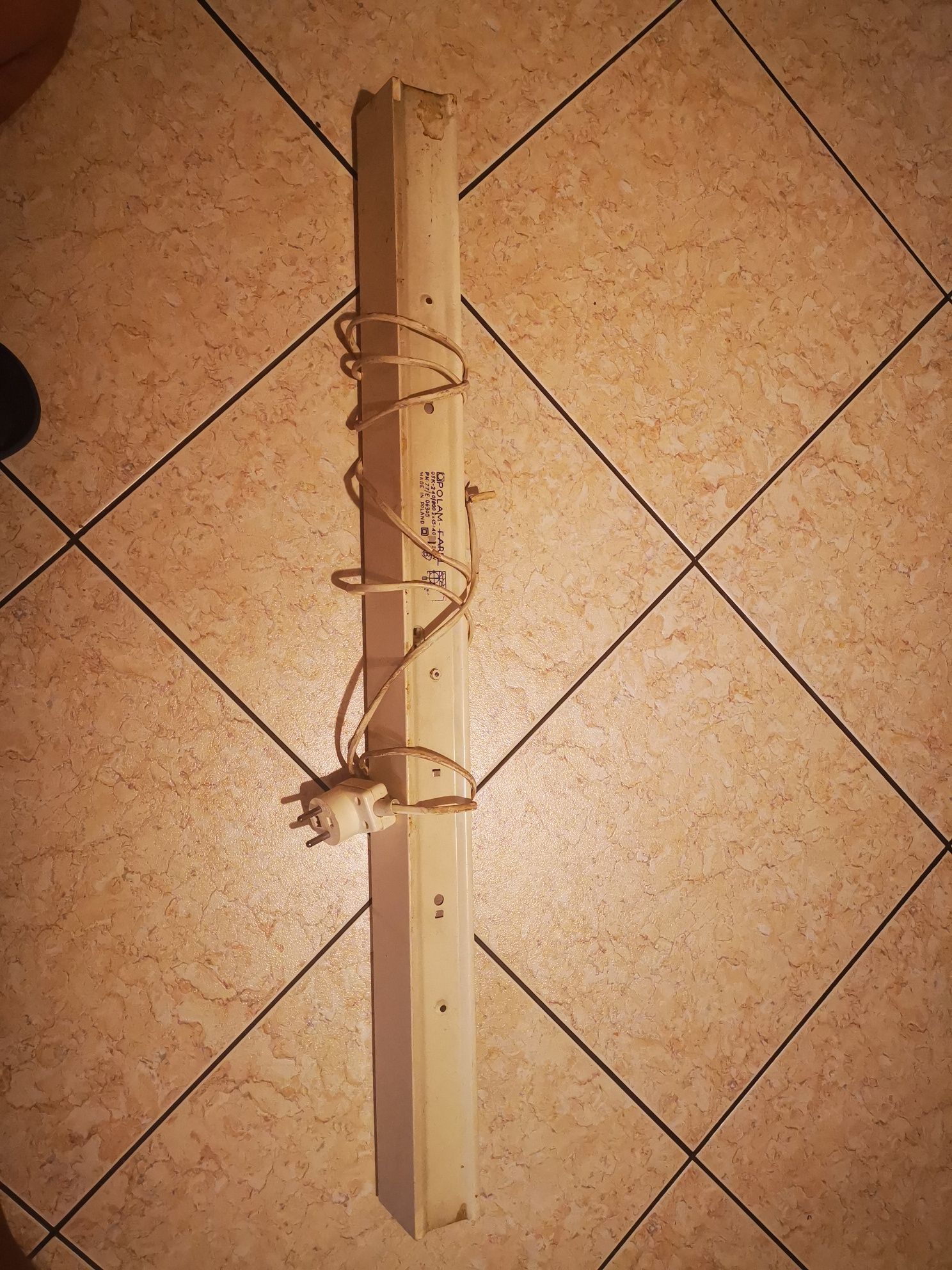 Lampa podszafkowa PRL