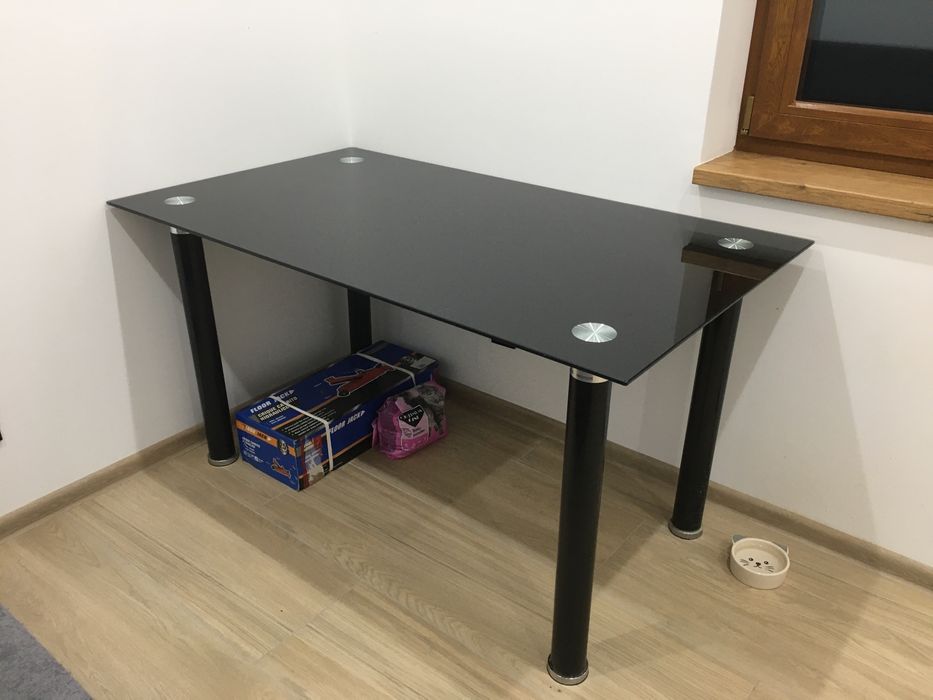 Stół szklany 140x80
