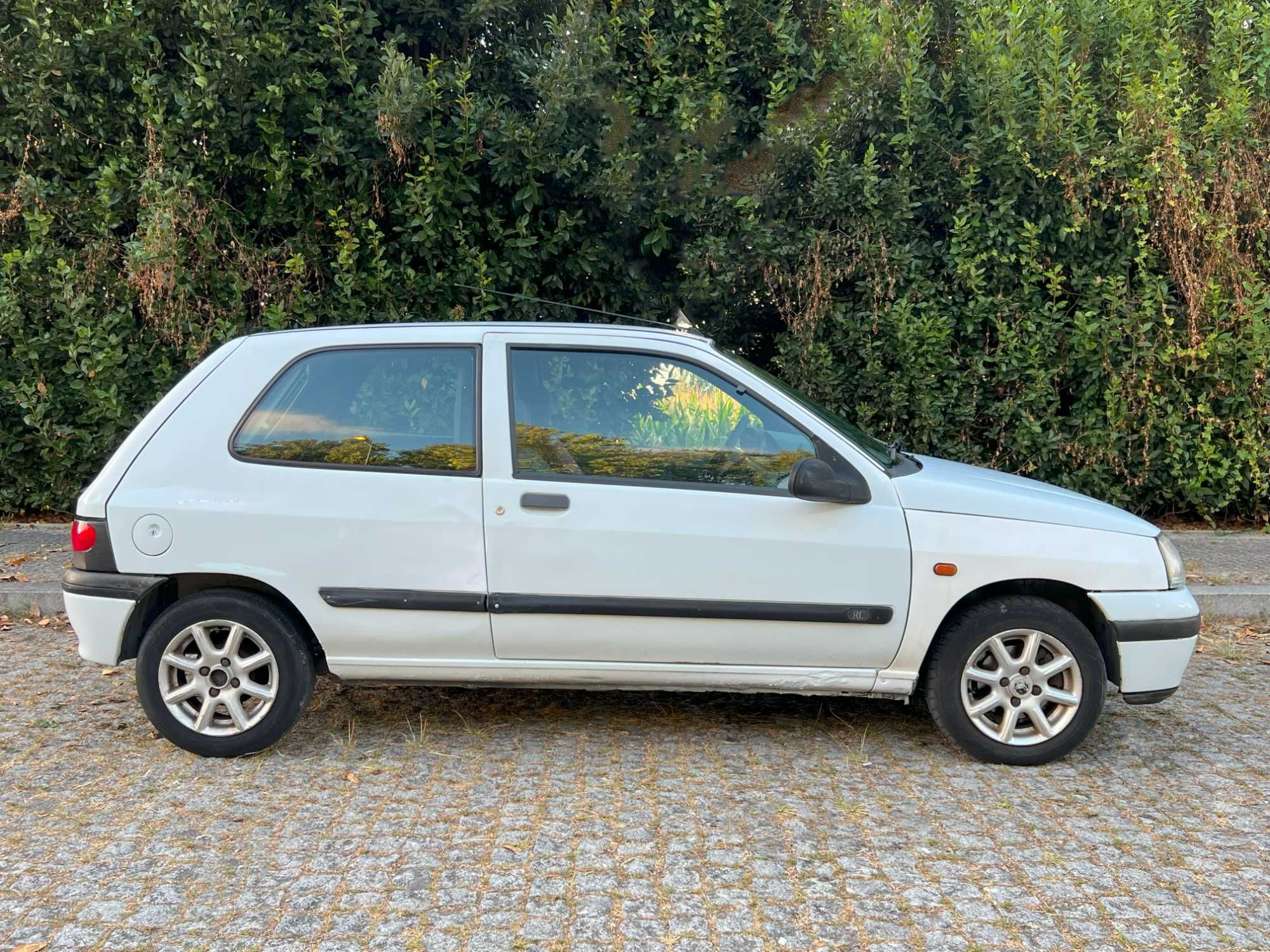 Renault Clio 1.9d Comercial