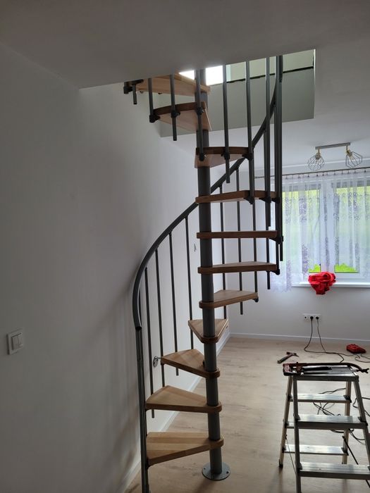 Schody kręcone (spiralne) ATRIUM Novo