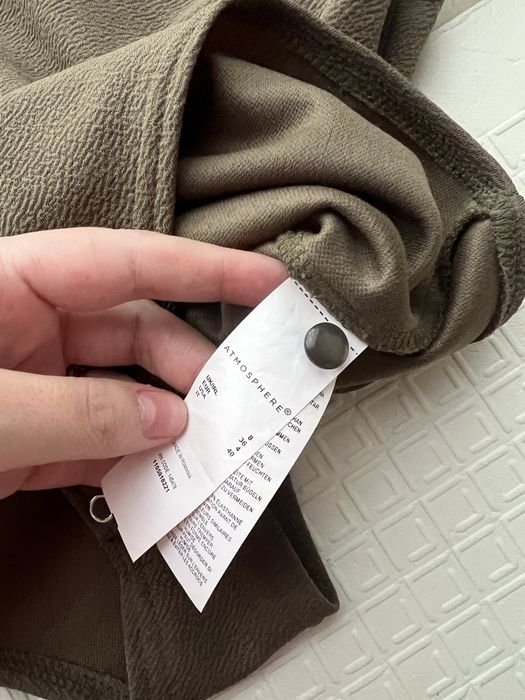 Боді кольору хакі