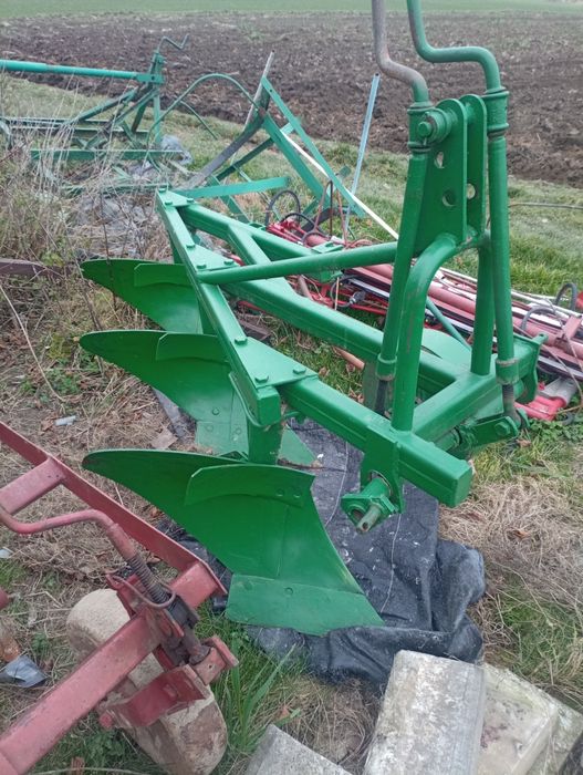 Sprzedam pług 3 skibowy