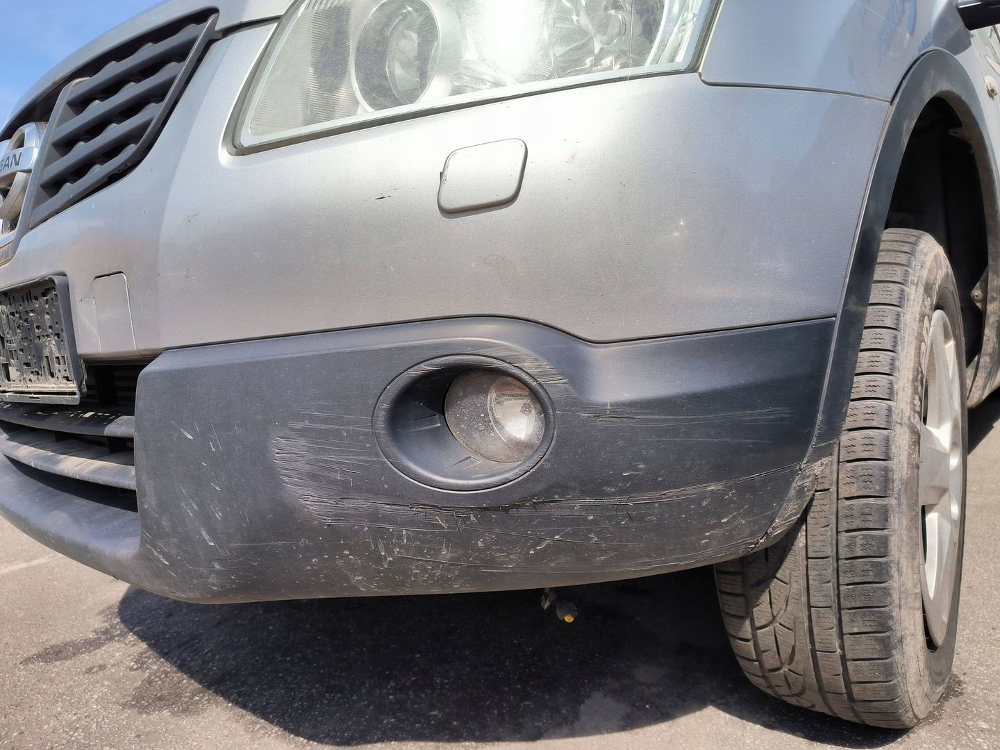 Zderzak przedni przód Nissan Qashqai J10 KY0