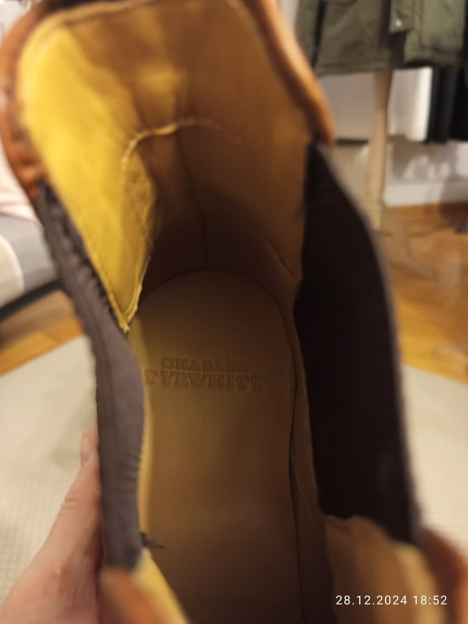Eleganckie sztyblety męskie Charles Tyrwhitt roz. 8