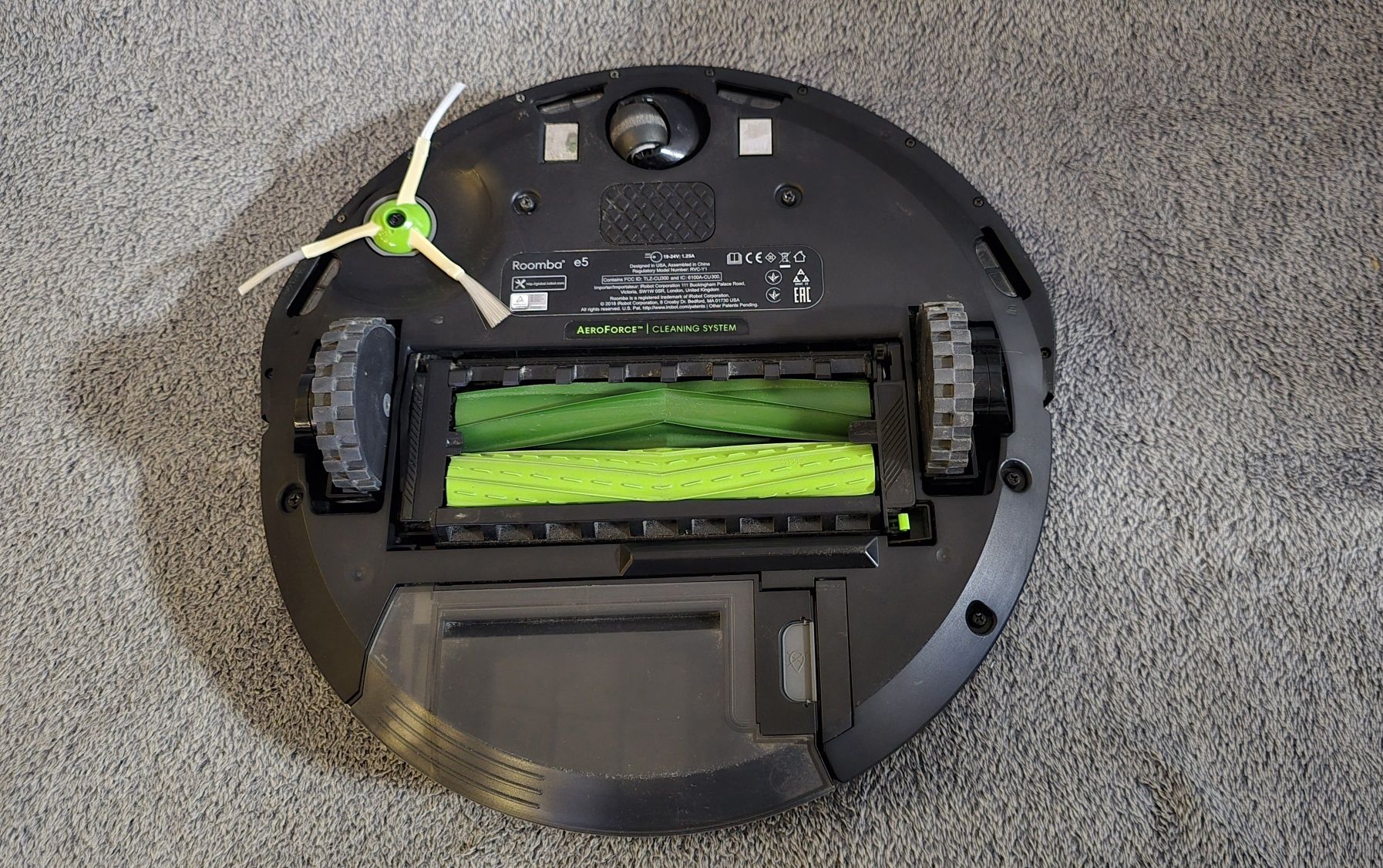 Odkurzacz IROBOT Roomba e5 (e5152) stan bardzo dobry