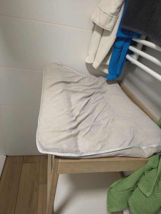 Przewija Ikea drewniany