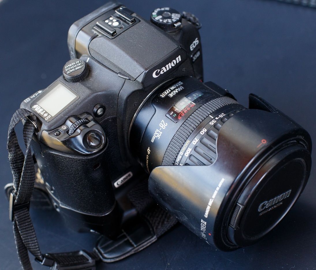 Об'єктив canon ef 28-135 is usm з оригінальною блендою!