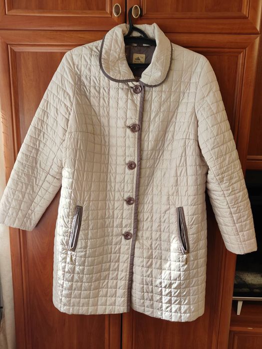 Прода демисезонне пально, куртку. Размер 58-60