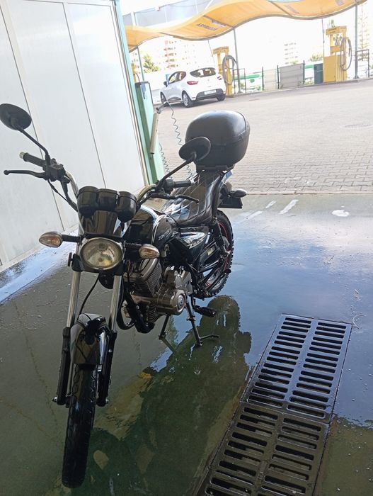 Moto Zontes 125 *ÚNICO DONO*