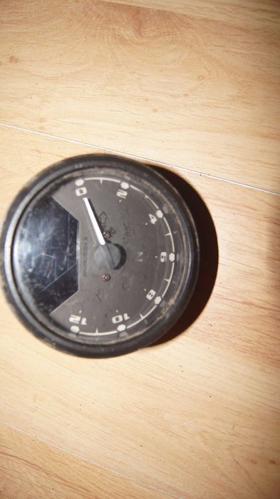 Licznik obrotomierz uniwersalny Honda CB 750 custom