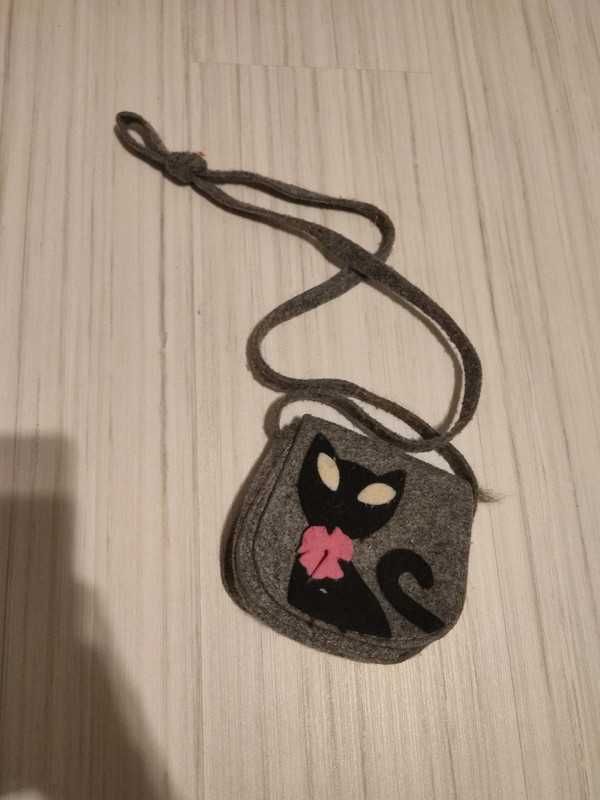 torebka dla dziewczynki z filcu wzór kota