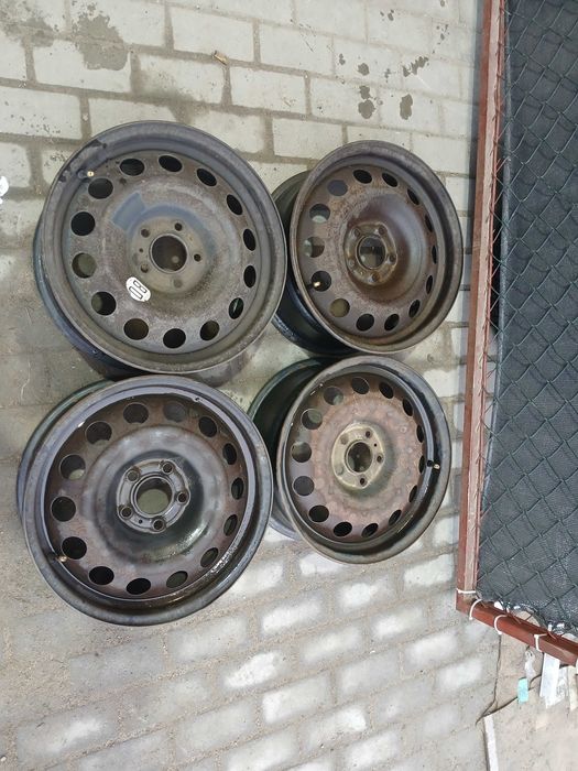 4x felgi stalowe 16 5x108 7J ET47 65.1 mm Citroen Peugeot 308. 407 508